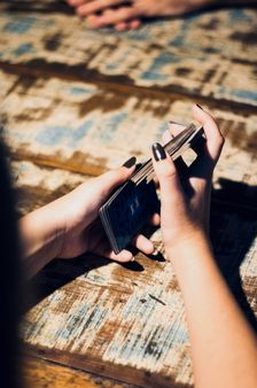 xóc đĩa F8bet
